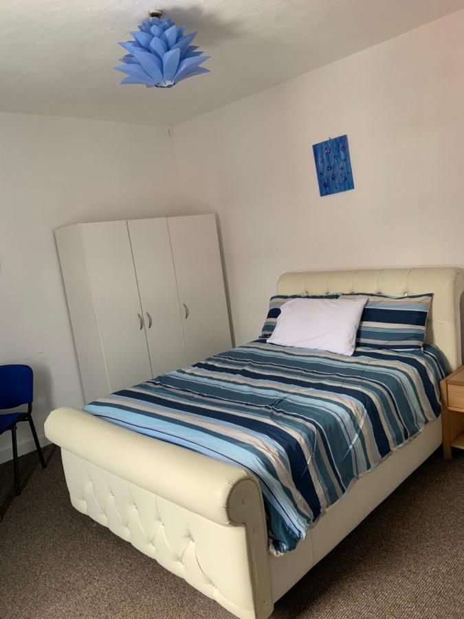Starlight Self Service Accommodation Leigh  Buitenkant foto
